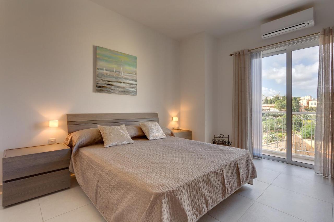Modern Apartment In The Best Location, Perfect For Families Sliema Zewnętrze zdjęcie
