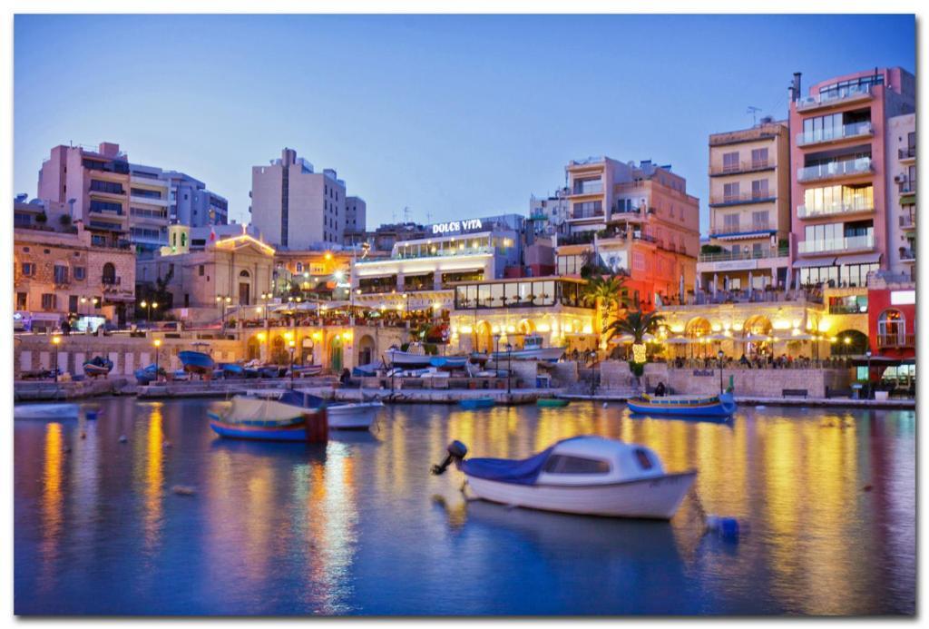 Modern Apartment In The Best Location, Perfect For Families Sliema Zewnętrze zdjęcie